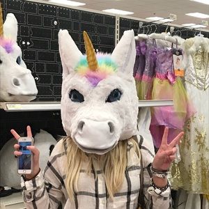 Meet your Posher, Raymond